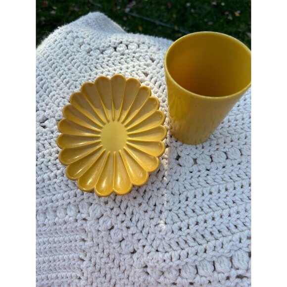 Soap Dish Other - Vintage Harvest Gold Hard Plastic Soap Dish & Cup Yellow Retro MCM